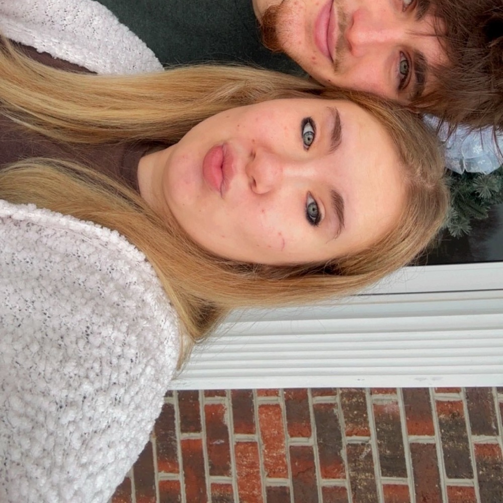 Meet your Posher, Abigail